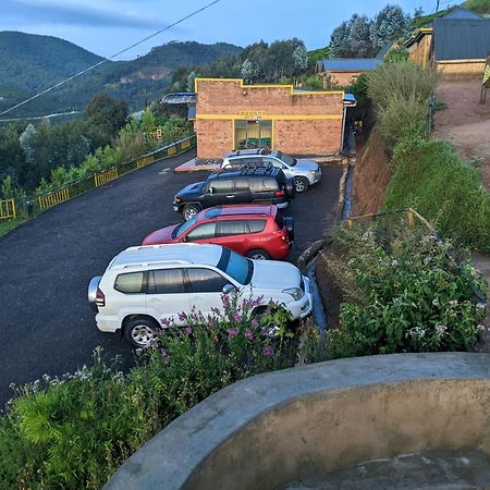 Nyungwe Village Kitabi ภายนอก รูปภาพ