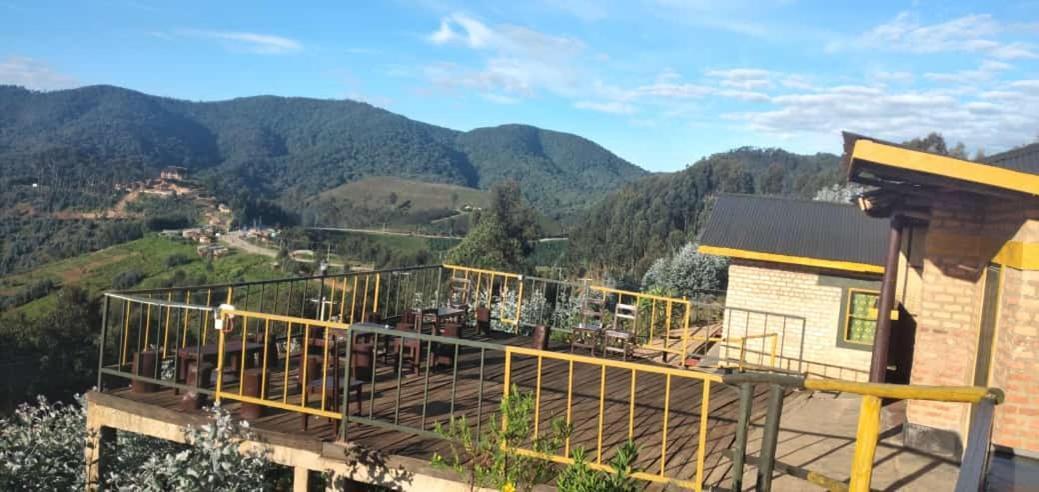 Nyungwe Village Kitabi ภายนอก รูปภาพ